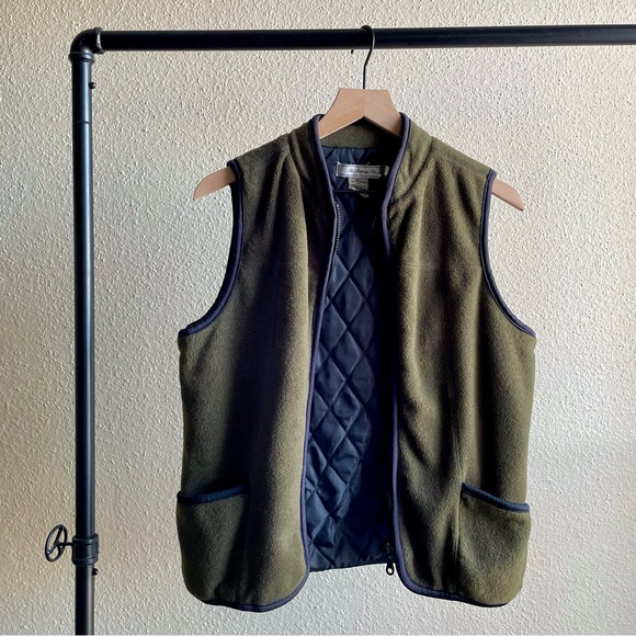 vest - Picture 1 of 4